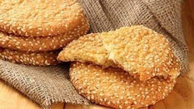 صورة بسكويت السمسم الهش