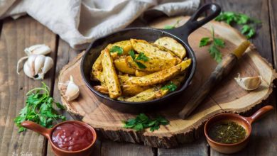 صورة طريقة عمل بطاطا ويدجز الصحية