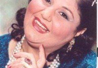 صورة “أنجيل أرام” أدت العمرة 8 مرات ووالدتها مصرية من الصعيد
