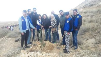 صورة عشر آلاف شجرة حراجية تزرع احتفالا بعيد الشجرة في سورية