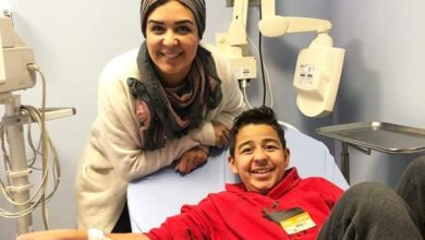 صورة رضوى موسى والدة زين قاهر السرطان