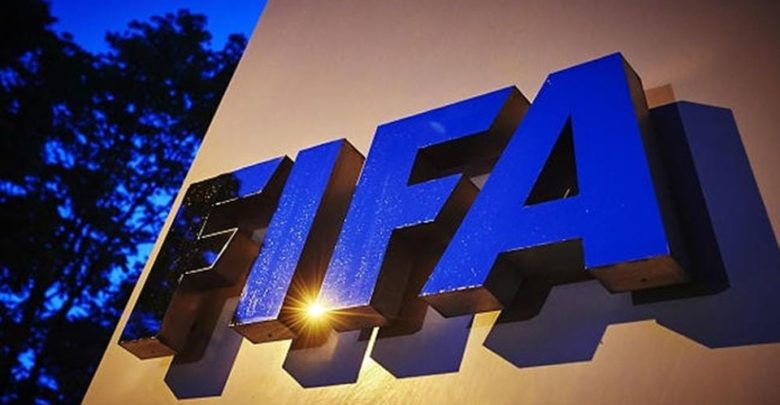فيفا يؤجل تصفيات كأس العالم 2022