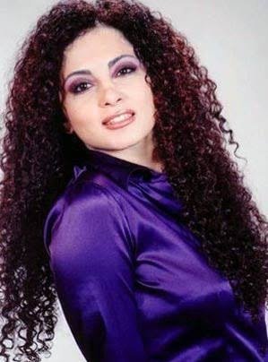 الفنانة رولا محمود : تعلن إصابتها بفيروس كورونا