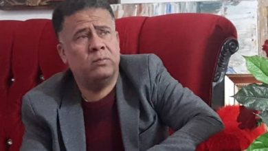 صورة “إبراهيم الديات “شغفي بالنحت ليس له حدود هو بحث في الذات هو كنز يستخرج من باطن الأرض