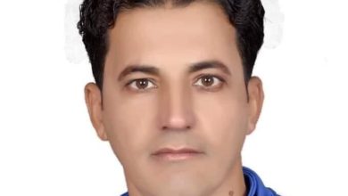 صورة تغذية لاعب كرة القدم قبل المباراة وأثناءها .. وبعدها