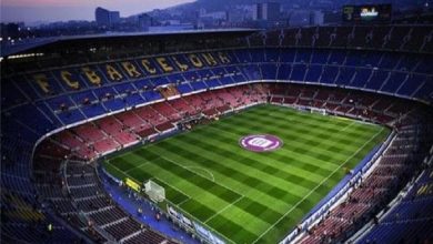صورة مدرب برشلونة يضحي بثنائي الدفاع