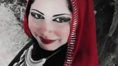صورة أحتاجك وأكابر