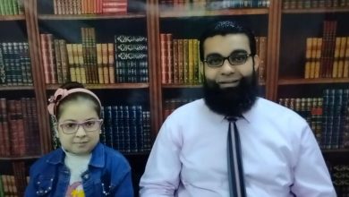 صورة وفاة الفيلسوفة الصغيرة “ملك محمود ” ضيفة برنامج حوار مع أبي