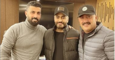 صورة محمد سامي”تامر حسني يغني تتر و رباعيات ” نسل الأغراب”