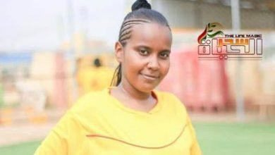 صورة لاعبة كرة القدم السودانية فرح عبدالرحمن ” شكرا لكل من ساندني”
