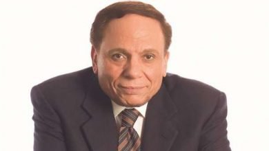 صورة عادل الامام ملك الكوميدية ومحبوب الجماهير