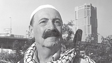 صورة فنان الشعب و صولجان الشام