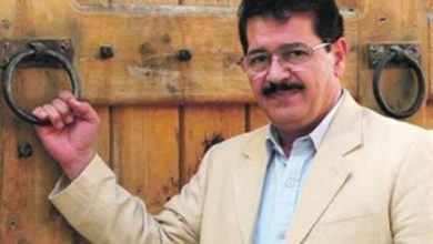 صورة عزة الشرع تنعي المخرج الكبير بسام الملا