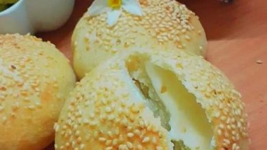 صورة خبز بالحليب بحشوة الجبنة السائلة