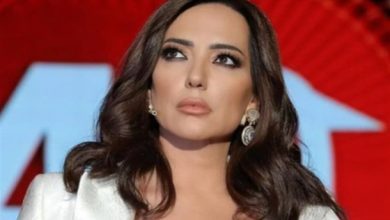صورة أمل عرفة ” المرأة الشجاعة طالبة الحق والعدل