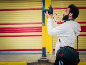 المصور محمد خليل الجبوري يتميز بصفات المصور المحترف