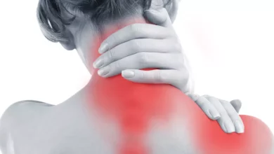 صورة تعرف على أسباب ألام الرقبة الأعراض وطرق العلاج