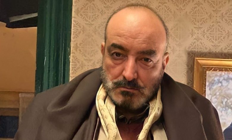 الفنان أحمد صادق" للمسرح فلسفة والفلسفة حياة فالمسرح حياة