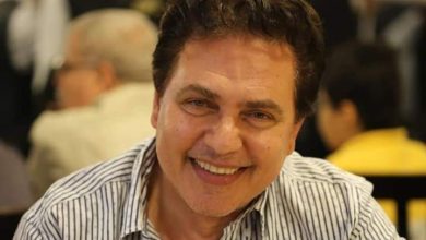 صورة محمد رياض واحدٌ من نجوم كبار الفن ، وتم تعينه رئيساً للمهرجان القومي للمسرح في دورته السادسة عشر