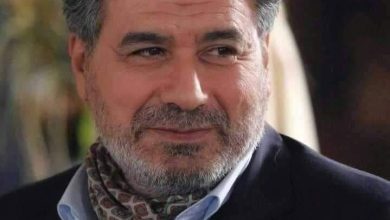 صورة توفيق اسكندر” أفخر بكل ماقدمت ويحزنني عدم الوفاء أربعون عاماً ضمن هذا الوسط .. إنني أقوم بكتابة نعوتي ورثائي