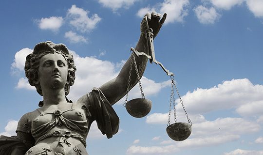 هل النساء أكثر ضعفاً من الرجال أثناء النزاعات المسلحة ؟!