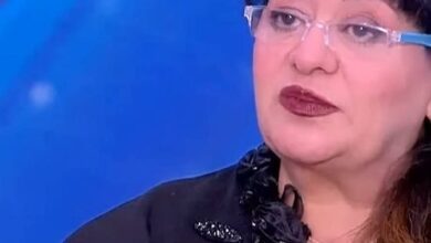 صورة فريده سيف النصر يشرفني لقب المحترمه وانا ست دروبش ومش لعـ ـوبة، والحرية عند البعض فـ ـجووور